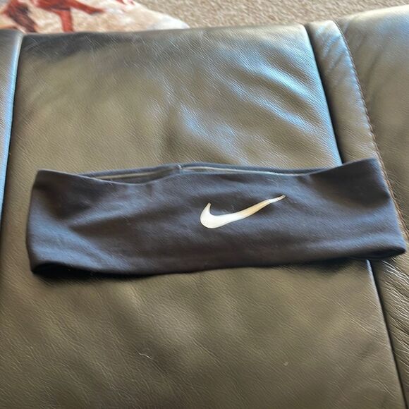 NIKE kids black headband - Picture 1 of 4